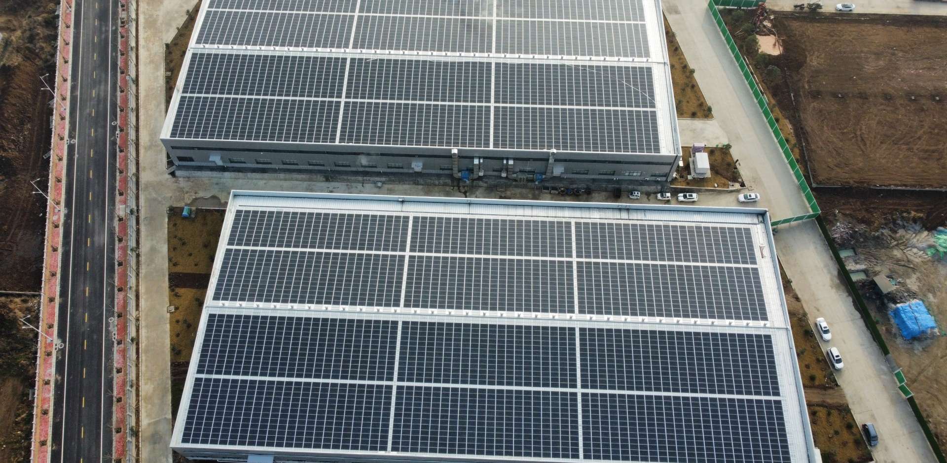 1920-2021年3月，，，河南唐河县 中部食物城BIPV光伏项目，，，装机量1.8MW，，，年发电200万度，，，知足45%用电需求.jpg
